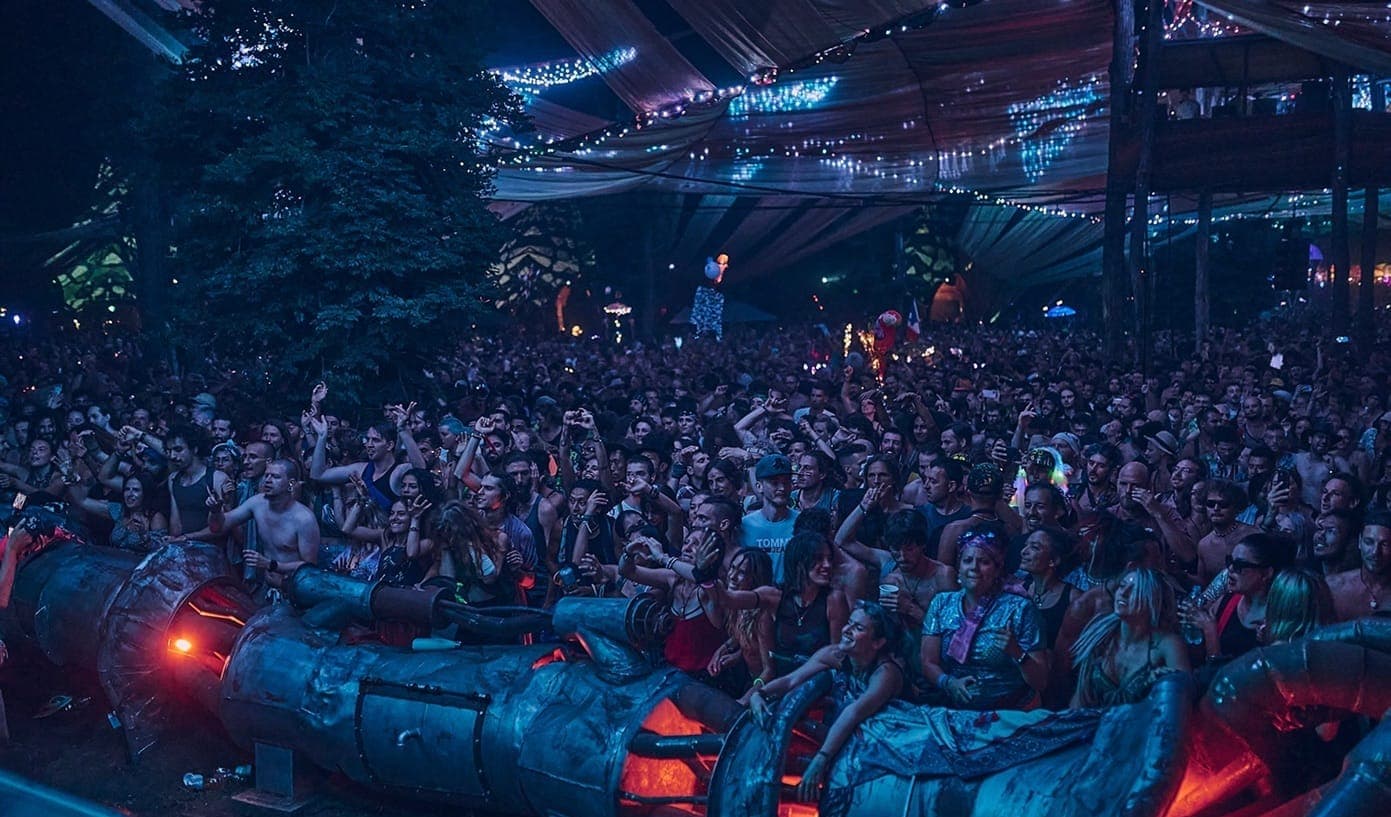 The crowd at a sold-out night
